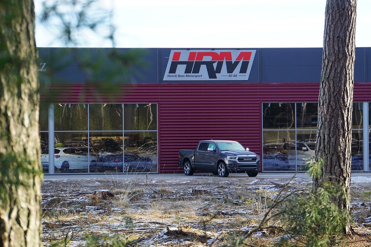 Car showroom, Lidköping Sweden | BORGA