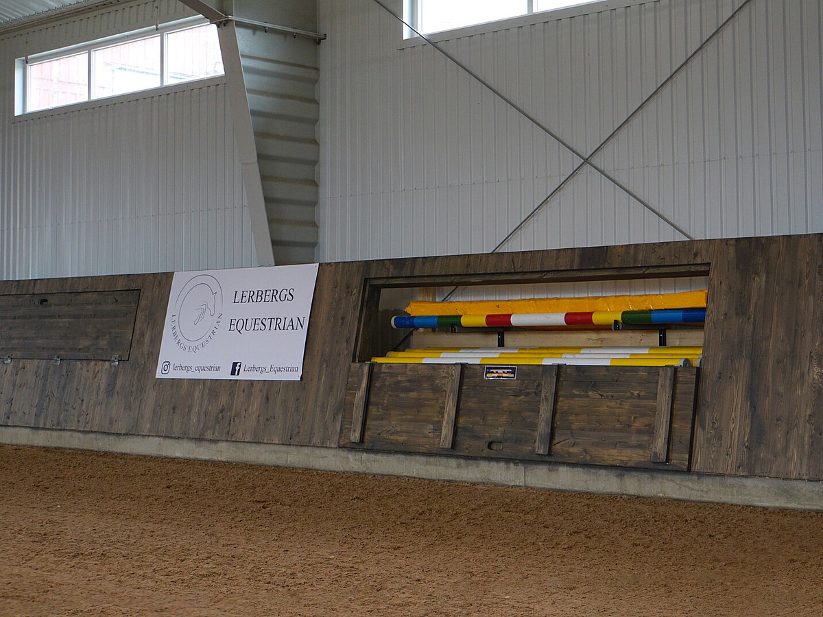 Ridhus med stall, Kungsbacka | BORGA